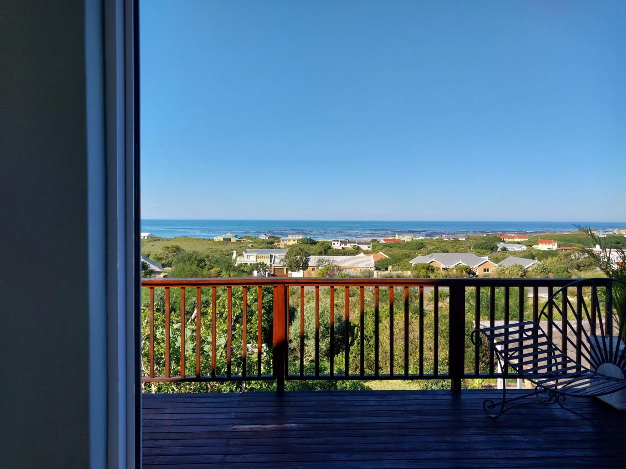 Hotel The Trailhouse Bettyʼs Bay Exterior foto