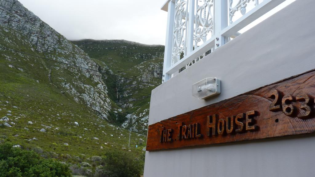 Hotel The Trailhouse Bettyʼs Bay Exterior foto