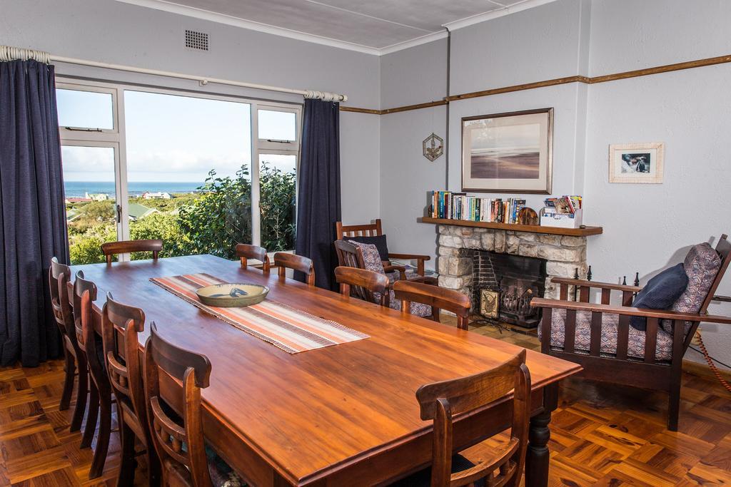 Hotel The Trailhouse Bettyʼs Bay Exterior foto